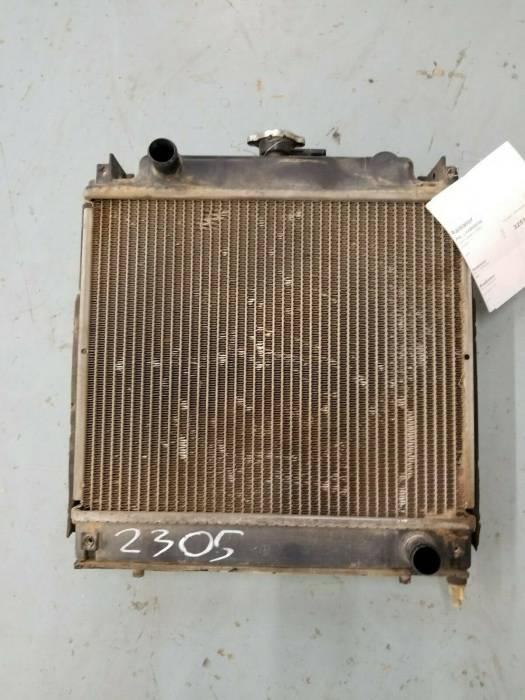 Farmland - LVA802036 - John Deere RADIATOR, Used