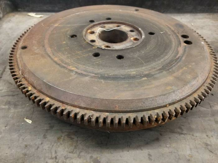 Farmland Tractor - RE500511 - John Deere FLYWHEEL SAE 11.5