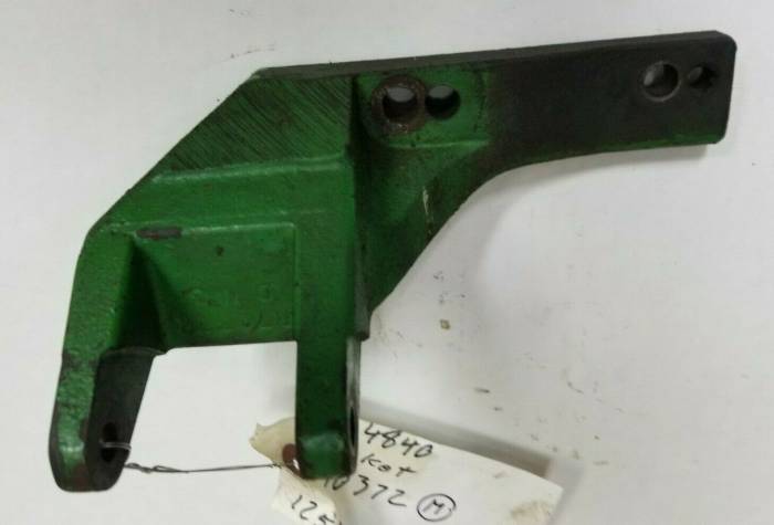 Farmland Tractor - R70372 - Bracket