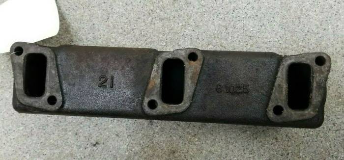 Farmland Tractor - CH12068, John Deere, Exhaust Manifold, Used