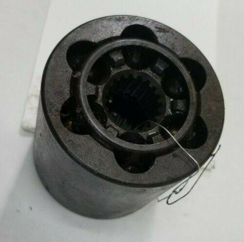 3283268M1 MASSEY FERGUSON 1020 YOKE DRIVE COUPLER