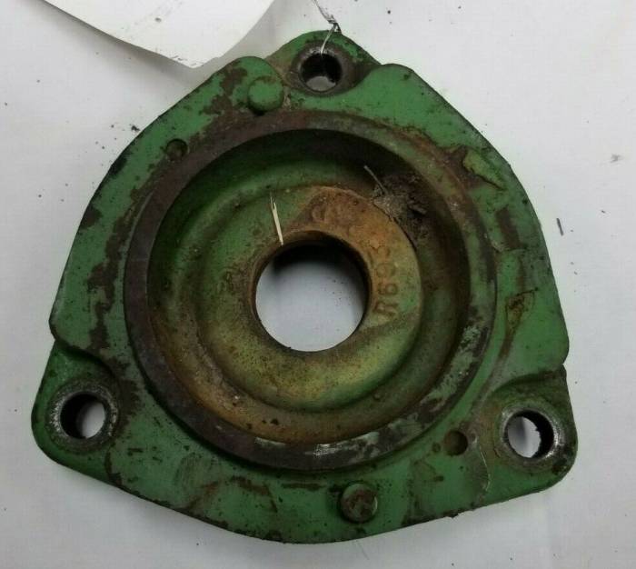 Farmland Tractor - R69512 - Bearing Housing