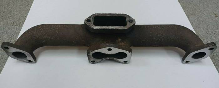 Farmland Tractor - K906744 - Exhaust Manifold