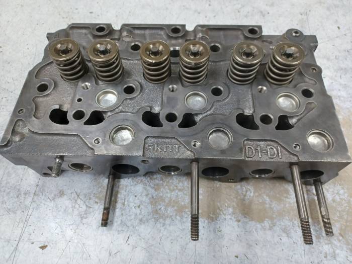 Farmland Tractor - 1J804-03040 Cylinder Head