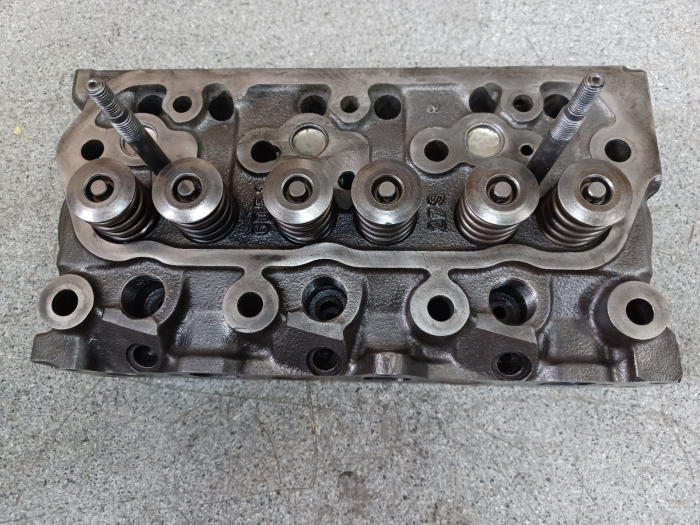 Farmland Tractor - 72101061 Cylinder Head