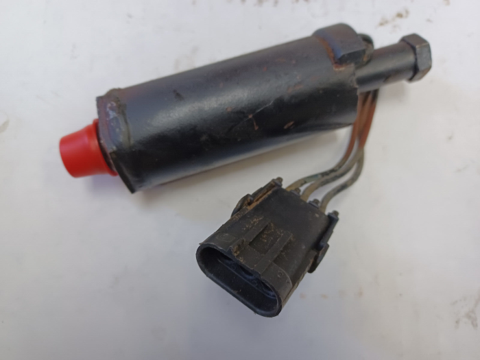 Farmland Tractor - 1346208C1 Solenoid