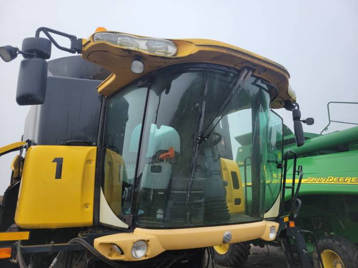 Farmland - CX840 New Holland Combine Cab