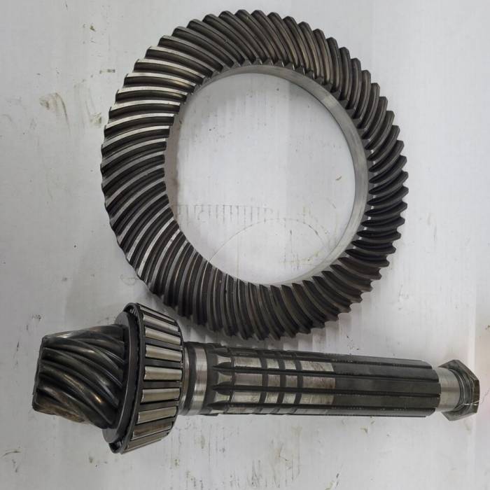 Farmland Tractor - RE52043 Ring and Pinion