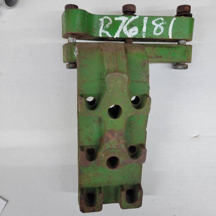 Farmland Tractor - R75321, John Deere, R.H. Bracket, Used