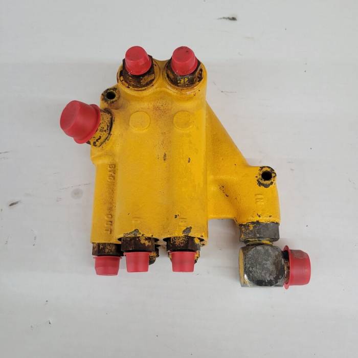 Farmland Tractor - AT100017-Spool Valve