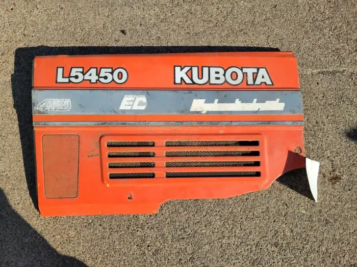 Farmland Tractor - 32539-18646 - Kubota LH BONNET, Used