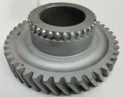 R26236 JOHN DEERE 4010 PINION SHAFT GEAR 