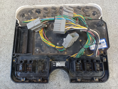 Farmland - E5NN10849CD Instrument Cluster - Image 2