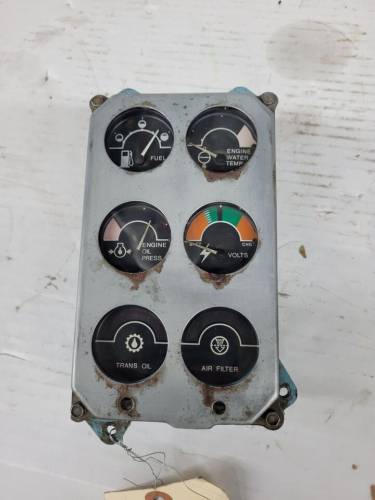 AR73717 - John Deere INSTRUMENT CLUSTER, Used